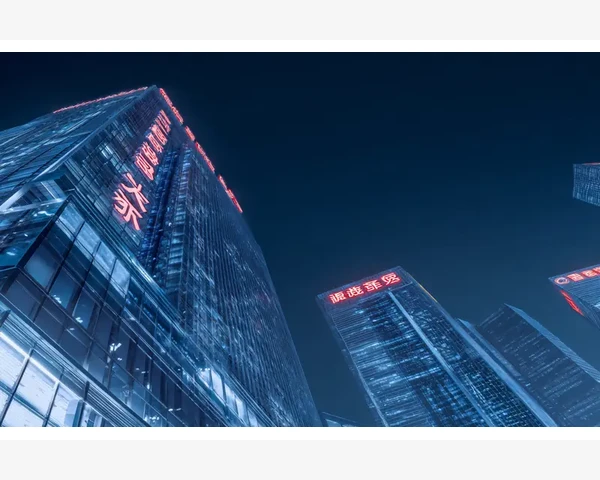 手包腕带款时尚搭配与日常养护要点_手包腕带款时尚搭配与日常养护要点